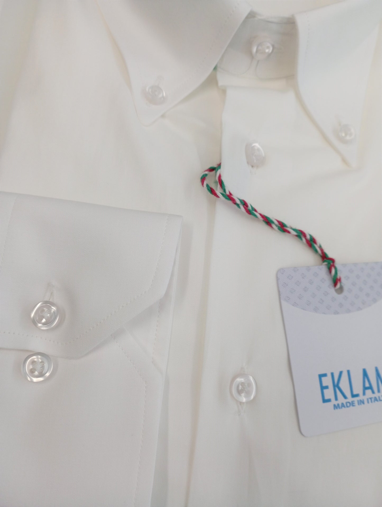 Men's shirt with button down collar