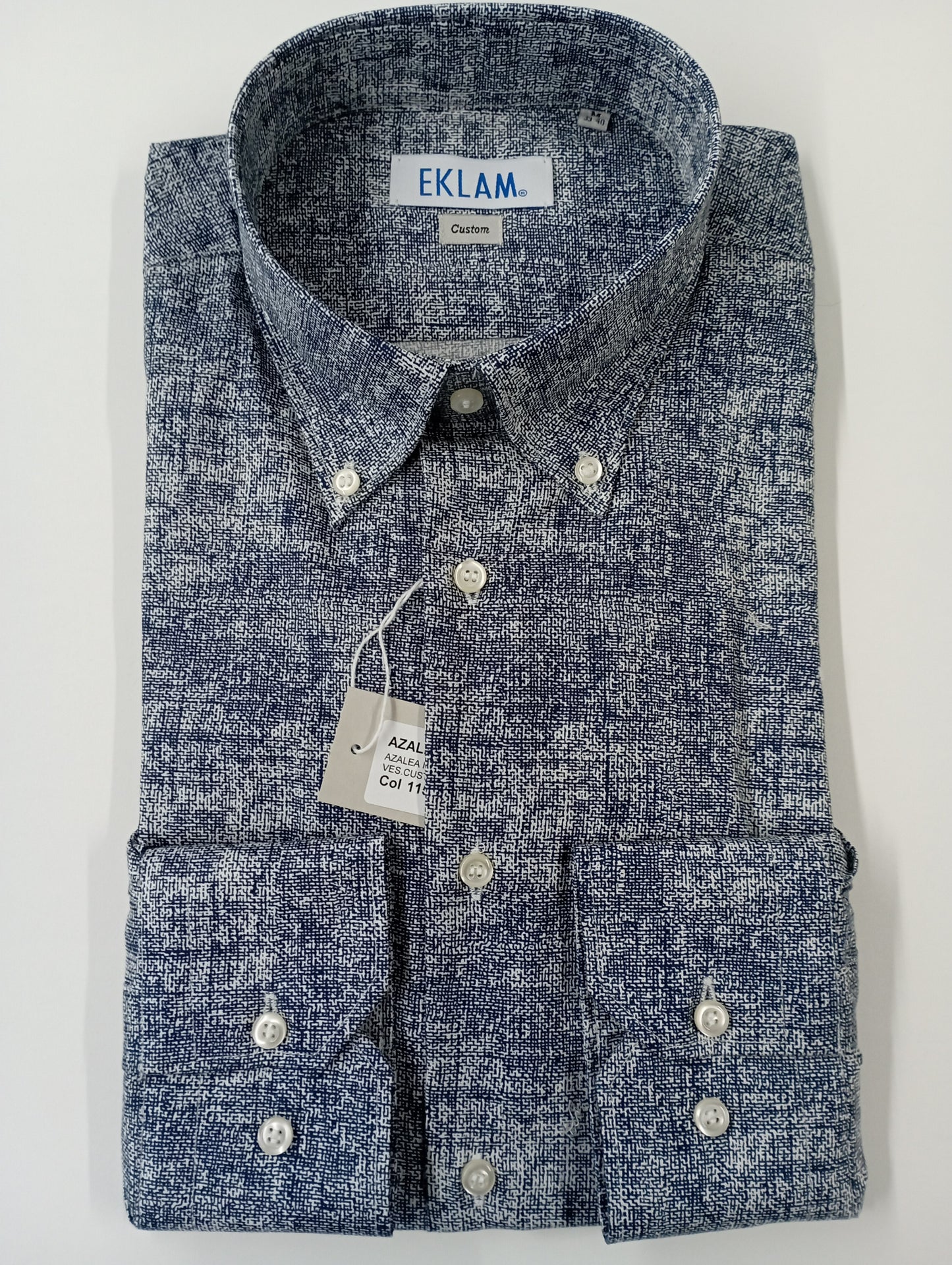 Men's shirt with button down collar